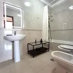 Sun Waves Family Apartment Portimao
