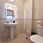 Sun Waves Family Apartment