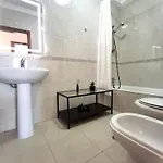 Sun Waves Family Apartment *