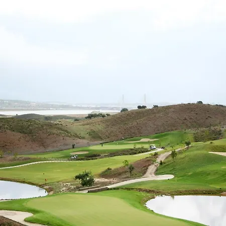 Sun Waves Family Apartment *