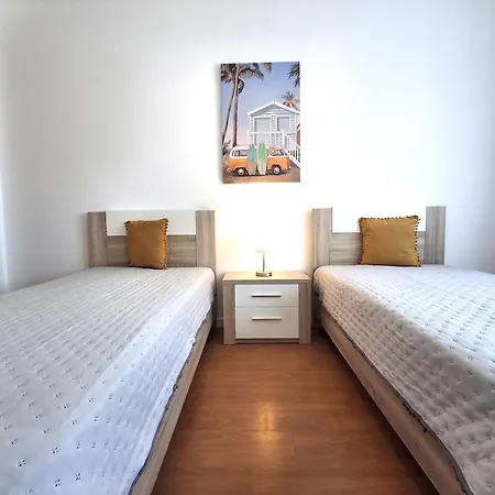 Sun Waves Family Apartment Portimão