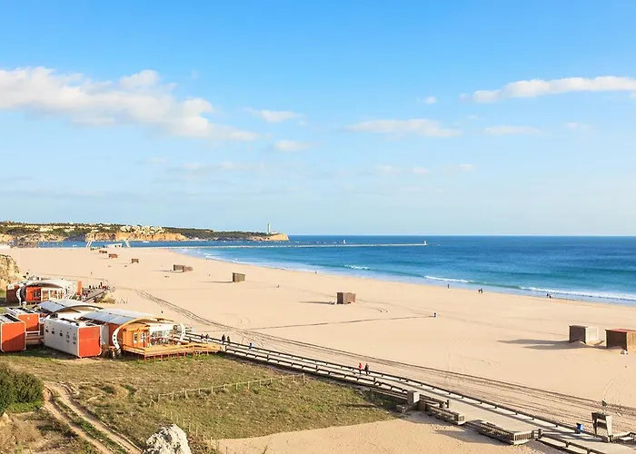 Sun Waves Family アパート