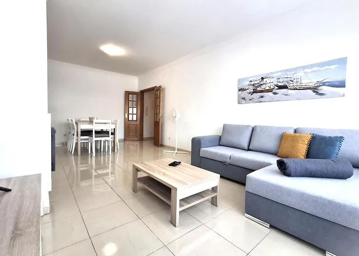 Διαμέρισμα Sun Waves Family *