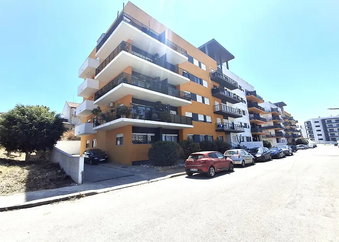 Sun Waves Family Apartment